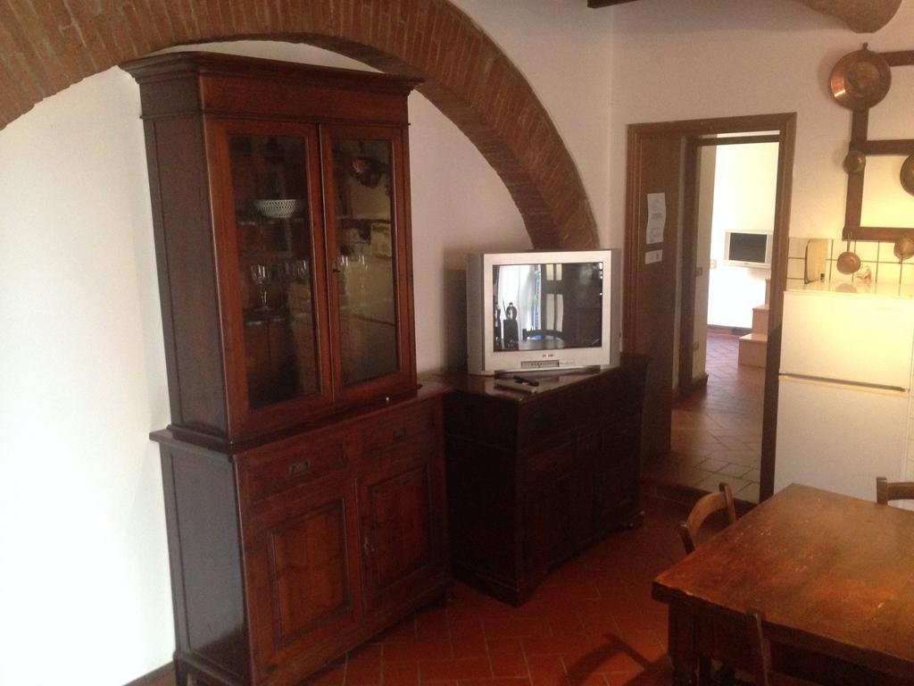 Podere Di Valli Santa Maria a Monte Zimmer foto
