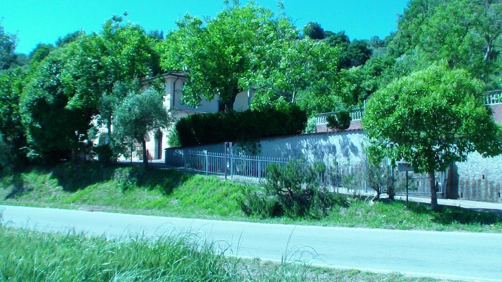 Podere Di Valli Santa Maria a Monte Exterior foto
